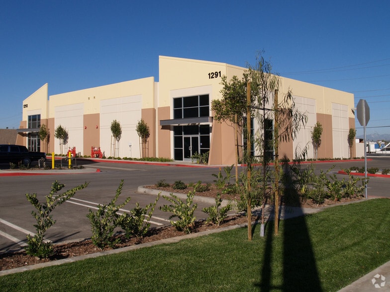 1291 N Patt St, Anaheim, CA à louer - Photo principale – Image 1 sur 5