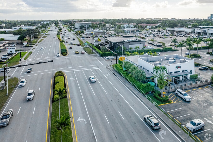 4255 Tamiami Trl N, Naples, FL à louer - Aérien – Image 2 sur 2