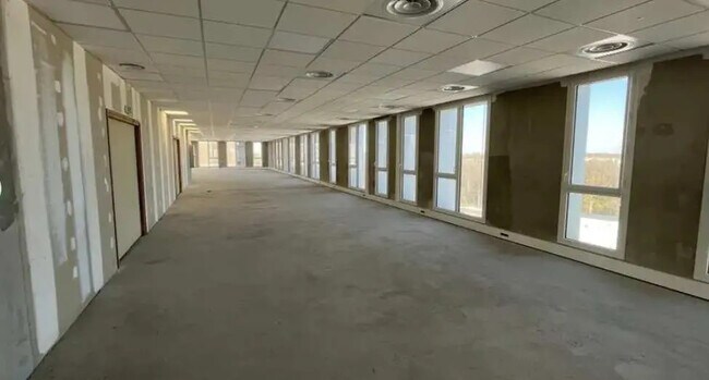 Plus de détails pour Bureau à vendre