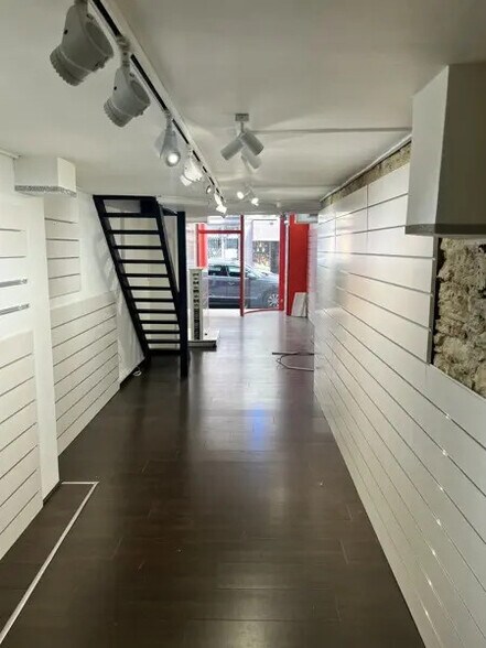 Local commercial dans Lyon à louer - Photo de l’immeuble – Image 3 sur 8