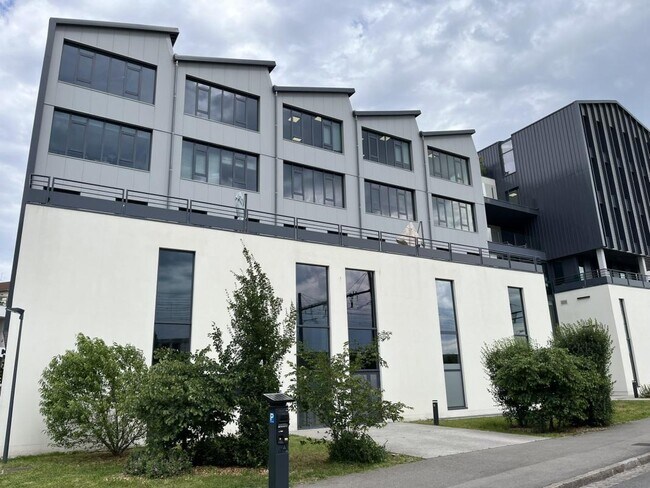 Plus de détails pour 31-33 Boulevard Marius Vivier-Merle, Lyon - Bureau, Local d'activités à louer