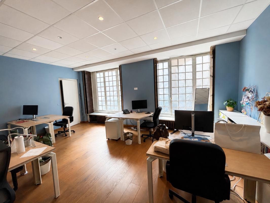 11 Rue Yvon Villarceau, Paris à louer Photo de l’immeuble– Image 1 sur 9