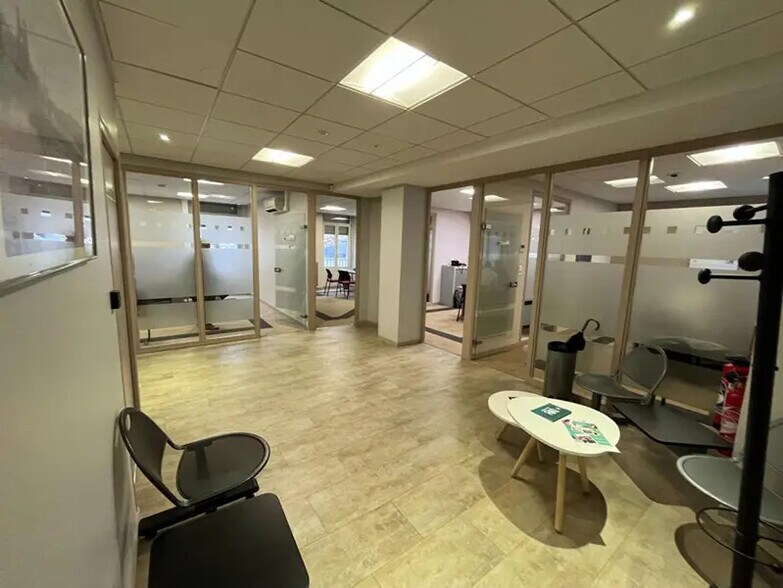 Local d'activités dans Vesoul à vendre - Photo intérieure – Image 2 sur 2