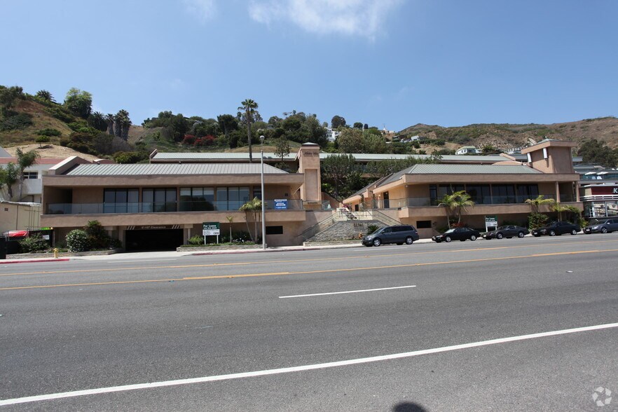 22761 Pacific Coast Hwy, Malibu, CA à louer - Photo de l’immeuble – Image 2 sur 12