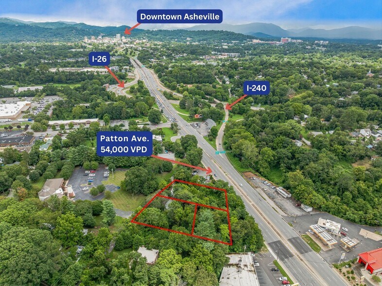 220, 226 & 9999 Hazel Mill Road, Asheville, NC à vendre - Photo de l’immeuble – Image 2 sur 32