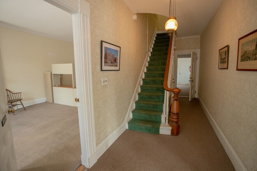 77 Broadway, Bangor, ME à vendre - Photo de l’immeuble – Image 3 sur 20