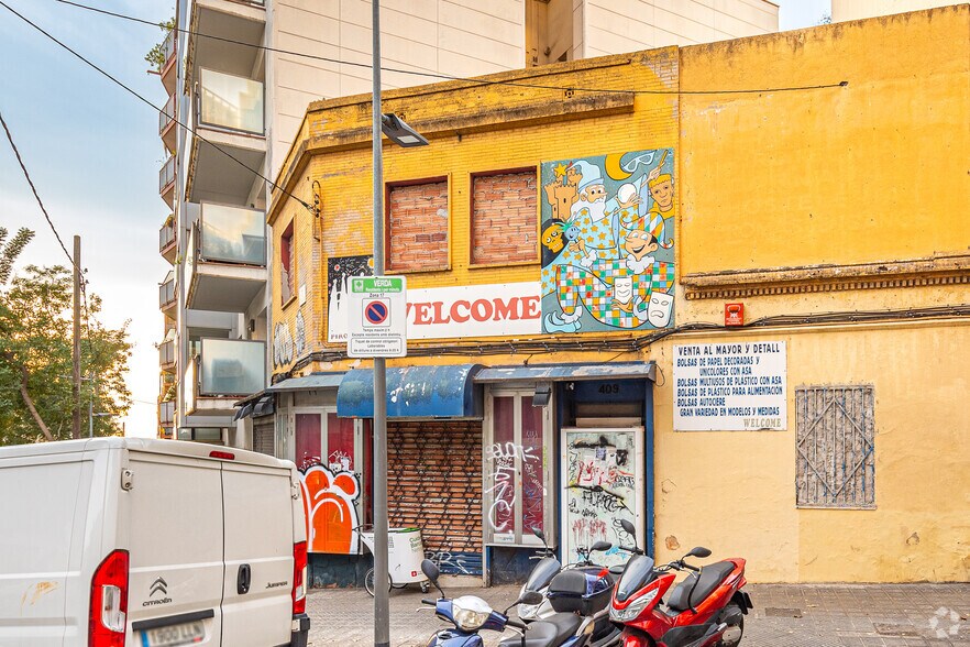 Local commercial dans Barcelone, Barcelona à vendre - Photo de l’immeuble – Image 2 sur 2