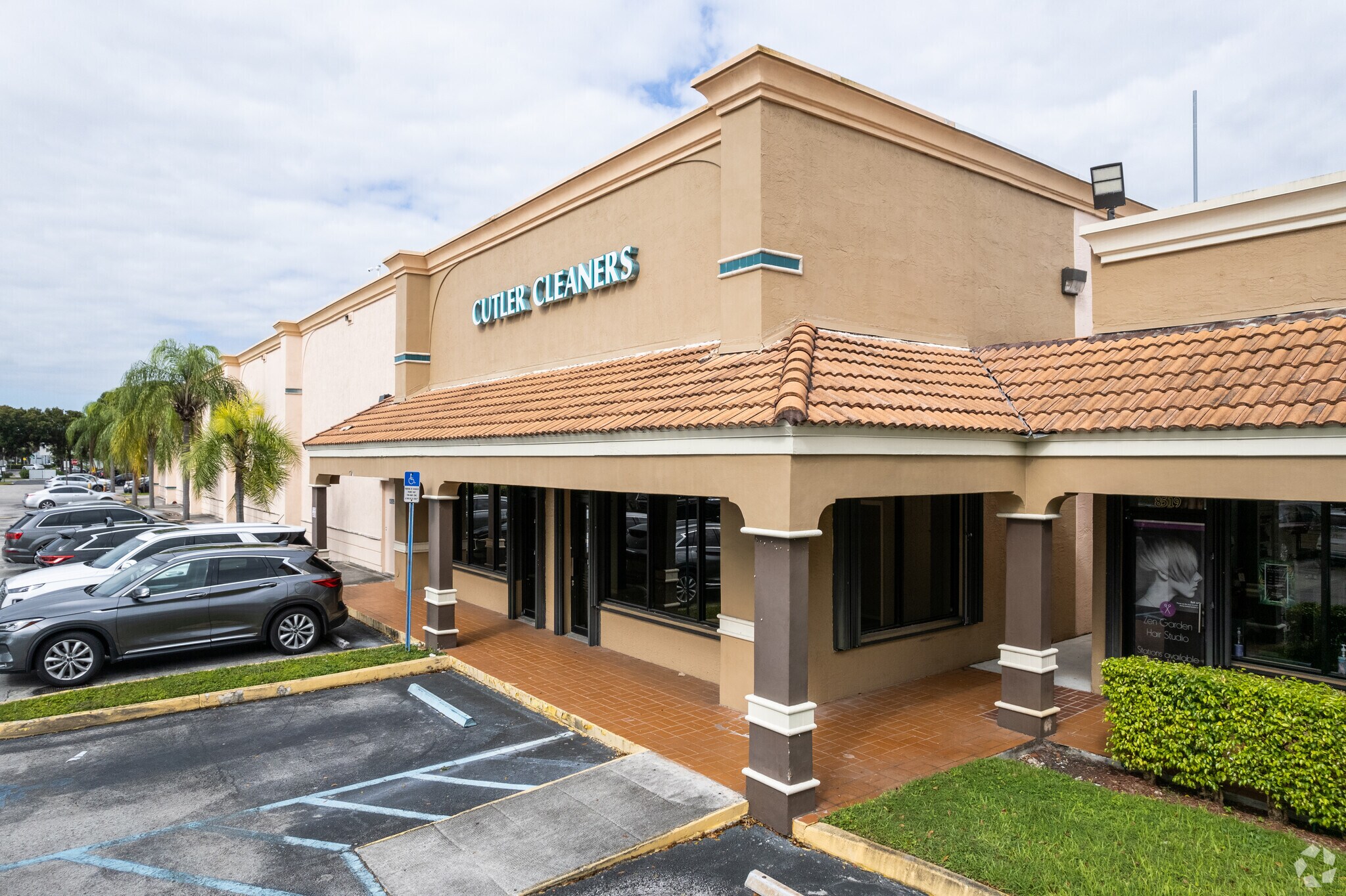 8505-8521 SW 136th St, Miami, FL à louer Photo principale– Image 1 sur 8