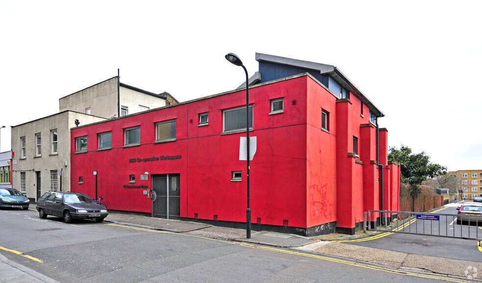 62 Beechwood Rd, Londres à louer - Photo principale – Image 1 sur 3