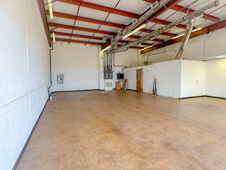 14844 Bristol Park Blvd, Oklahoma City, OK à louer - Photo de l’immeuble – Image 2 sur 6