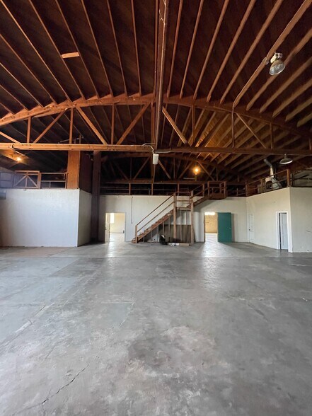 2633 Roosevelt Blvd, Eugene, OR à louer - Photo de l’immeuble – Image 2 sur 14