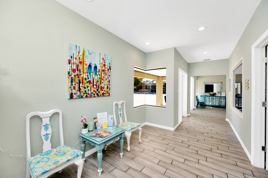 32502 US Highway 19 N, Palm Harbor, FL à louer - Photo de l’immeuble – Image 1 sur 4