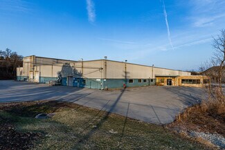 Plus de détails pour 4930 Buttermilk Hollow Rd, West Mifflin, PA - Industriel/Logistique à louer
