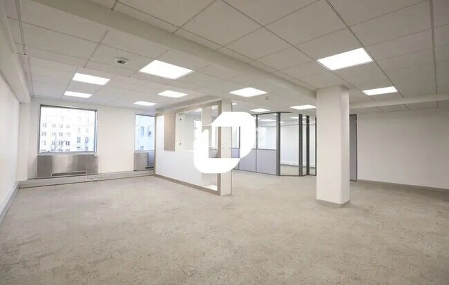 Plus de détails pour Bureau à vendre