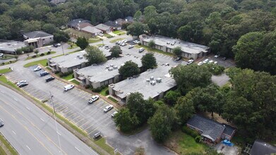 574 Azalea Rd, Mobile, AL à louer Photo intérieure– Image 2 sur 5