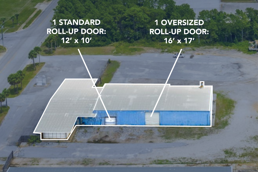 702 Anchors St NW, Fort Walton Beach, FL à louer - Photo de l’immeuble – Image 3 sur 10