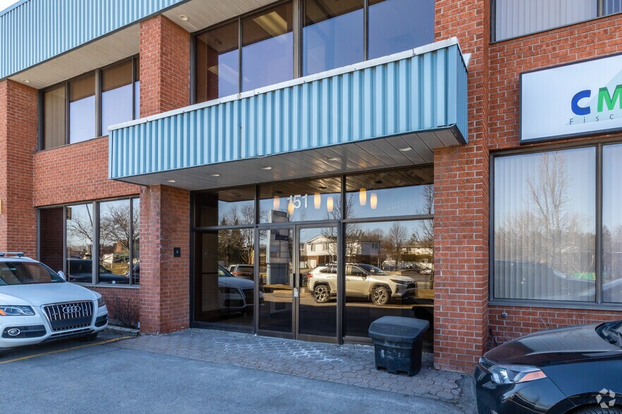 151 Boul De Mortagne, Boucherville, QC à louer - Photo de l’immeuble – Image 3 sur 13