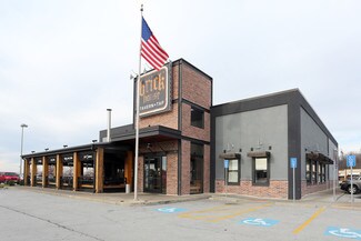 Plus de détails pour 585-697 Howe Ave, Cuyahoga Falls, OH - Local commercial à louer