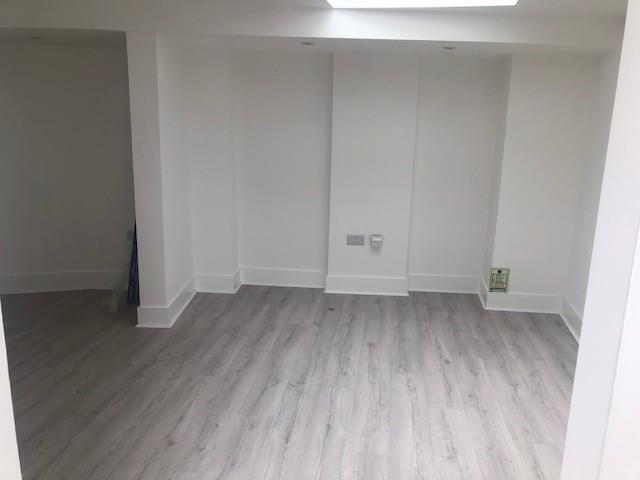 High St, Ripley à louer - Photo de l’immeuble – Image 3 sur 6