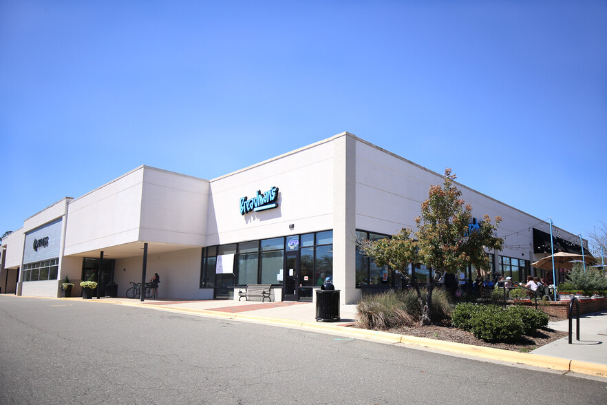 251-229 S Elliott Rd, Chapel Hill, NC à louer - Photo de l’immeuble – Image 1 sur 9