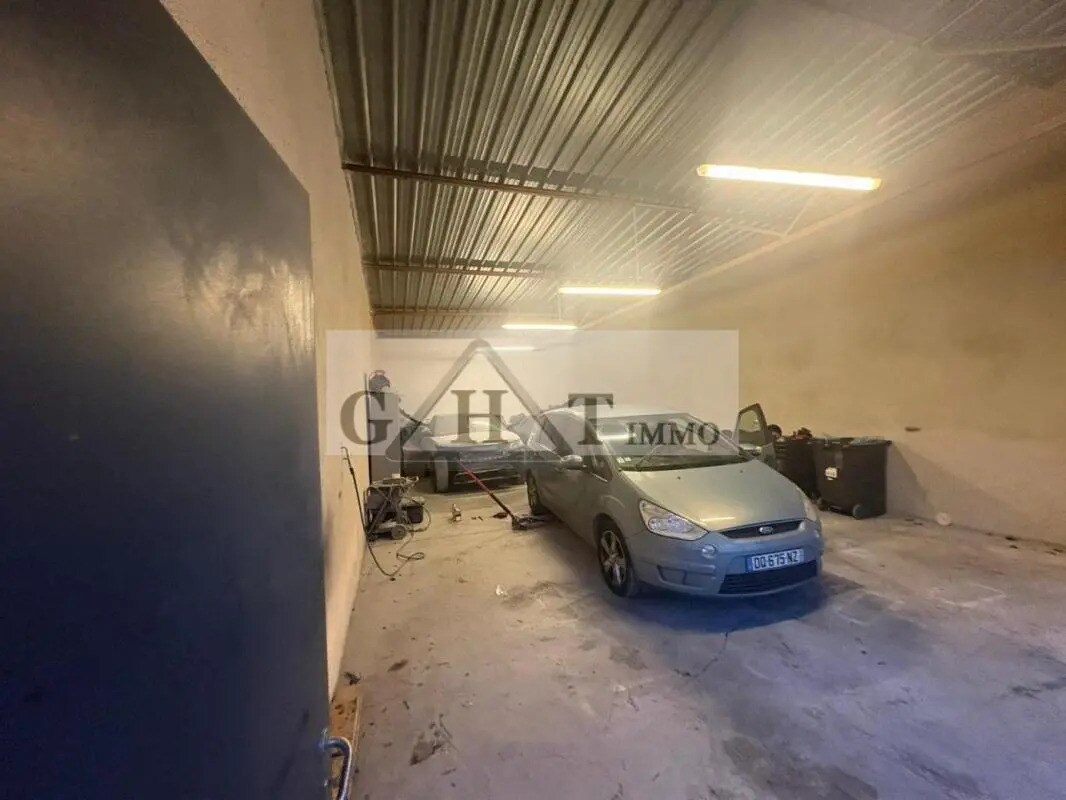 Bureau dans Vaux-le-Pénil à louer Photo intérieure– Image 1 sur 4