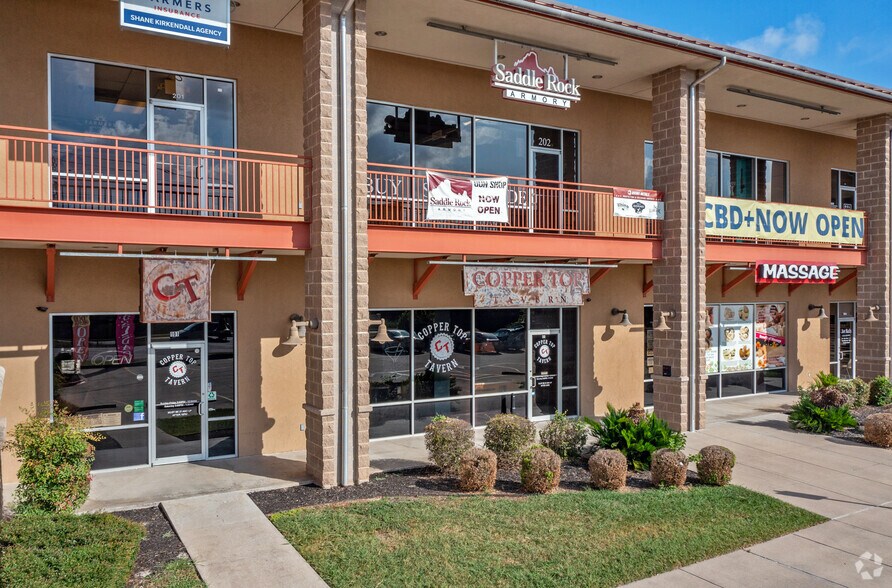 15912 N RR 620, Austin, TX à louer - Photo de l’immeuble – Image 2 sur 10