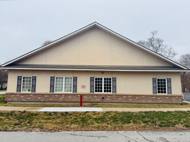 307 S Jefferson St, Kearney, MO à vendre - Photo de l’immeuble – Image 3 sur 7