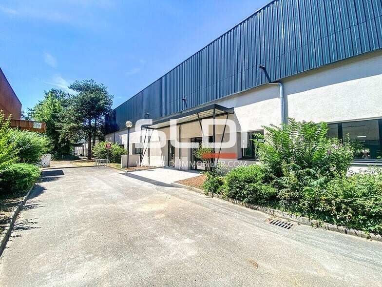 33 Avenue Du Docteur Georges Lévy, Vénissieux à louer - Photo de l’immeuble – Image 1 sur 24