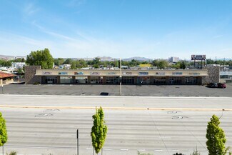 Plus de détails pour 540-585 E Moana Ln, Reno, NV - Local commercial à louer