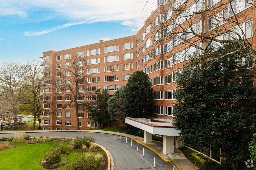 4000 Tunlaw Rd NW, Washington, DC à vendre - Photo de l’immeuble – Image 2 sur 4
