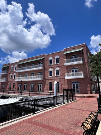 Plus de détails pour 815 Palafox St, Pensacola, FL - Bureau à vendre