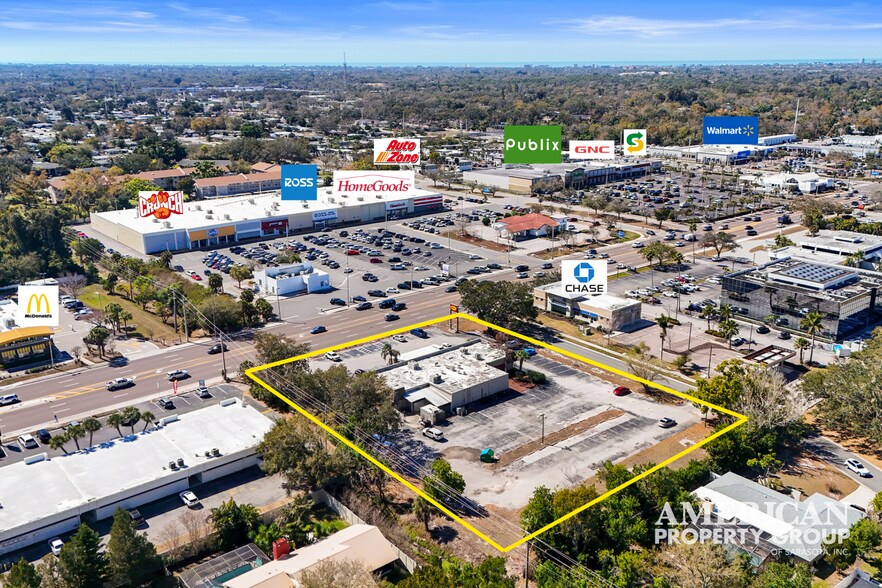 3701 Bee Ridge Rd, Sarasota, FL à louer - Photo de l’immeuble – Image 3 sur 3