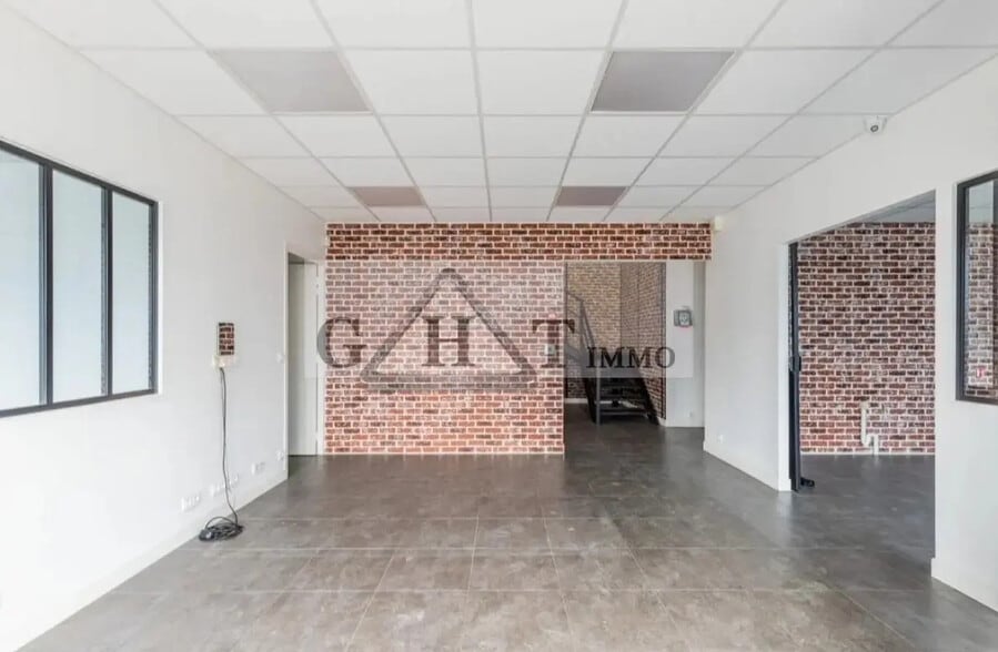 Industriel/Logistique dans Morangis à vendre - Photo intérieure – Image 2 sur 10