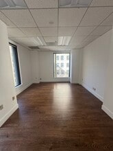 523 W 6th St, Los Angeles, CA à louer Photo intérieure– Image 2 sur 3