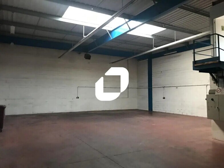 Bureau dans Noisiel à louer - Photo de l’immeuble – Image 2 sur 6