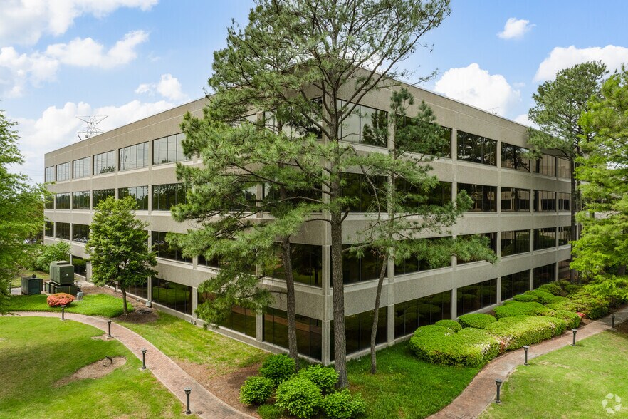 2650 Thousand Oaks Blvd, Memphis, TN à louer - Photo de l’immeuble – Image 3 sur 42