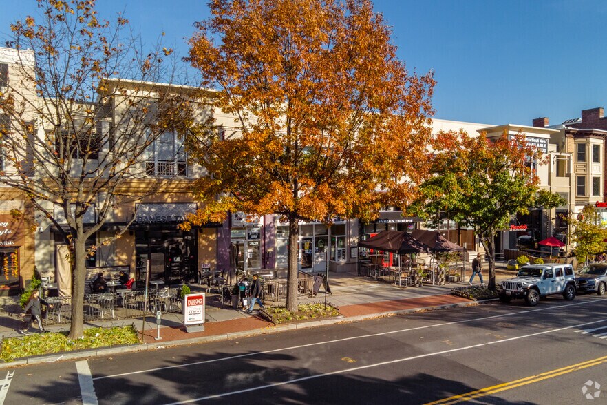 2631-2641 Connecticut Ave NW, Washington, DC à louer - Photo de l’immeuble – Image 2 sur 6
