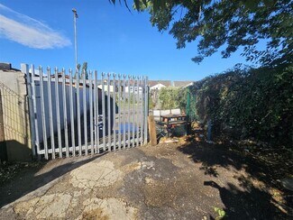 Plus de détails pour 151 Ash Rd, Aldershot - Industriel/Logistique à louer