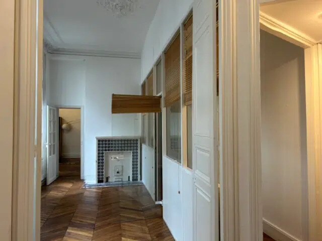 24 Rue Meslay, Paris à louer - Photo de l’immeuble – Image 3 sur 11