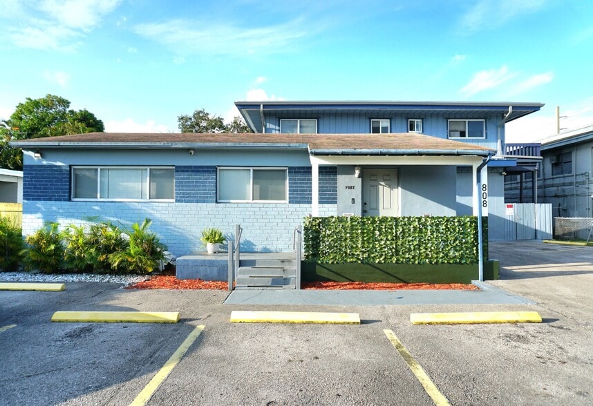 808 NW 19th St, Fort Lauderdale, FL à vendre - Photo principale – Image 1 sur 19