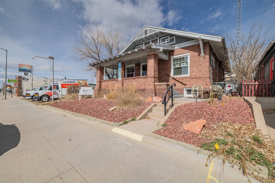 720 E Lincolnway, Cheyenne, WY à vendre - Photo de l’immeuble – Image 1 sur 22