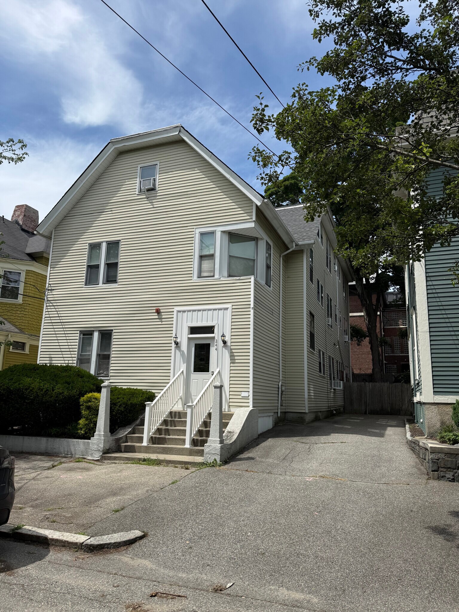 244 Bowen St, Providence, RI à vendre Photo de l’immeuble– Image 1 sur 18