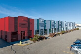 11929 40th St SE, Calgary, AB à louer Photo de l’immeuble– Image 1 sur 1