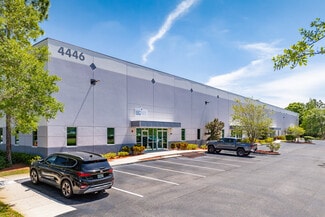 Plus de détails pour 4446 Pet Ln, Lutz, FL - Industriel/Logistique à louer