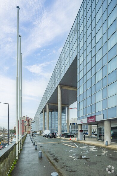Bureau dans Ivry-sur-Seine à louer - Photo de l’immeuble – Image 2 sur 2