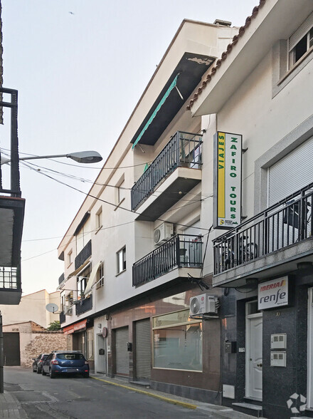 Calle Mercado, 12, Campo Real, Madrid à vendre - Photo de l’immeuble – Image 2 sur 2