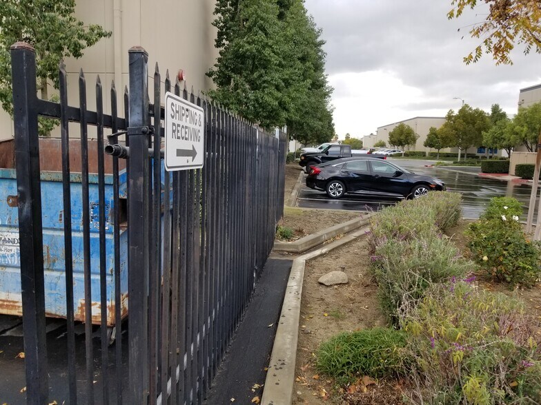 410 Business Center Ct, Redlands, CA à louer - Autre – Image 2 sur 21