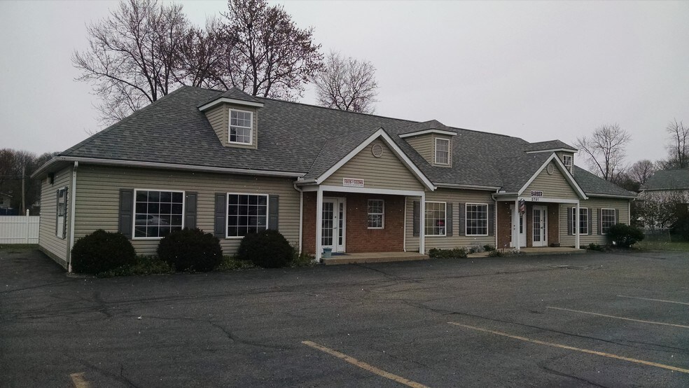 2751 Old Home Rd, Akron, OH à vendre - Autre – Image 2 sur 6