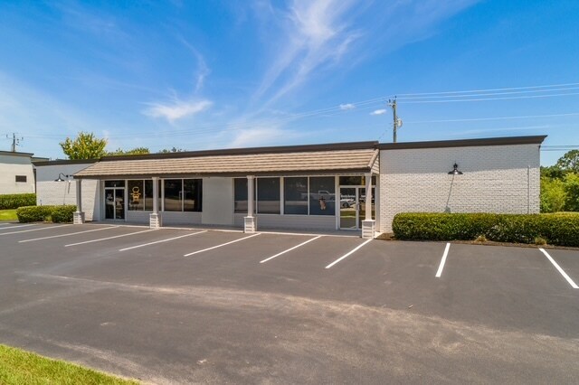 12538 Palm Beach Blvd, Fort Myers, FL à vendre - Photo de l’immeuble – Image 2 sur 25
