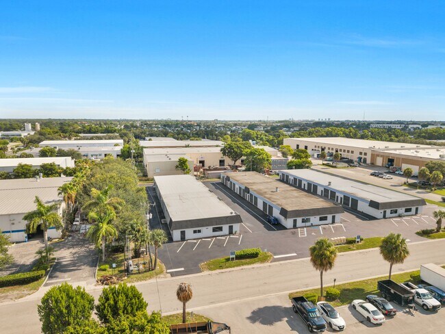 Plus de détails pour 4255 Westroads Dr, Riviera Beach, FL - Industriel/Logistique à louer